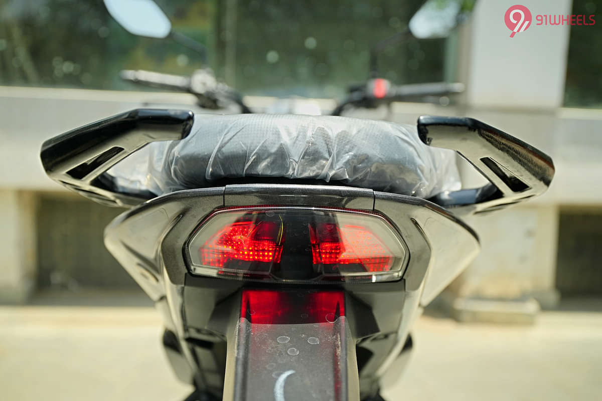 Hero Xtreme 125R Tail Light