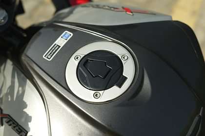 Hero Xtreme 125R ABS Closed Fuel Lid