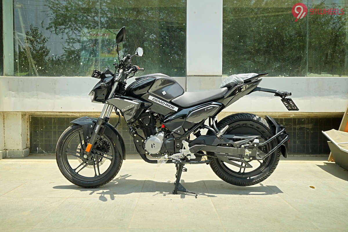 Hero Xtreme 125R Left Side View