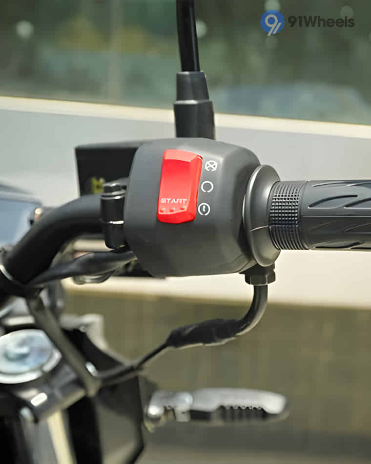 Handlebar & Console Area - 7