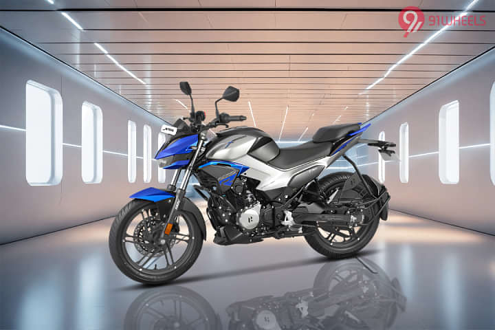 Hero Xtreme 125R Left Front Three Quarter