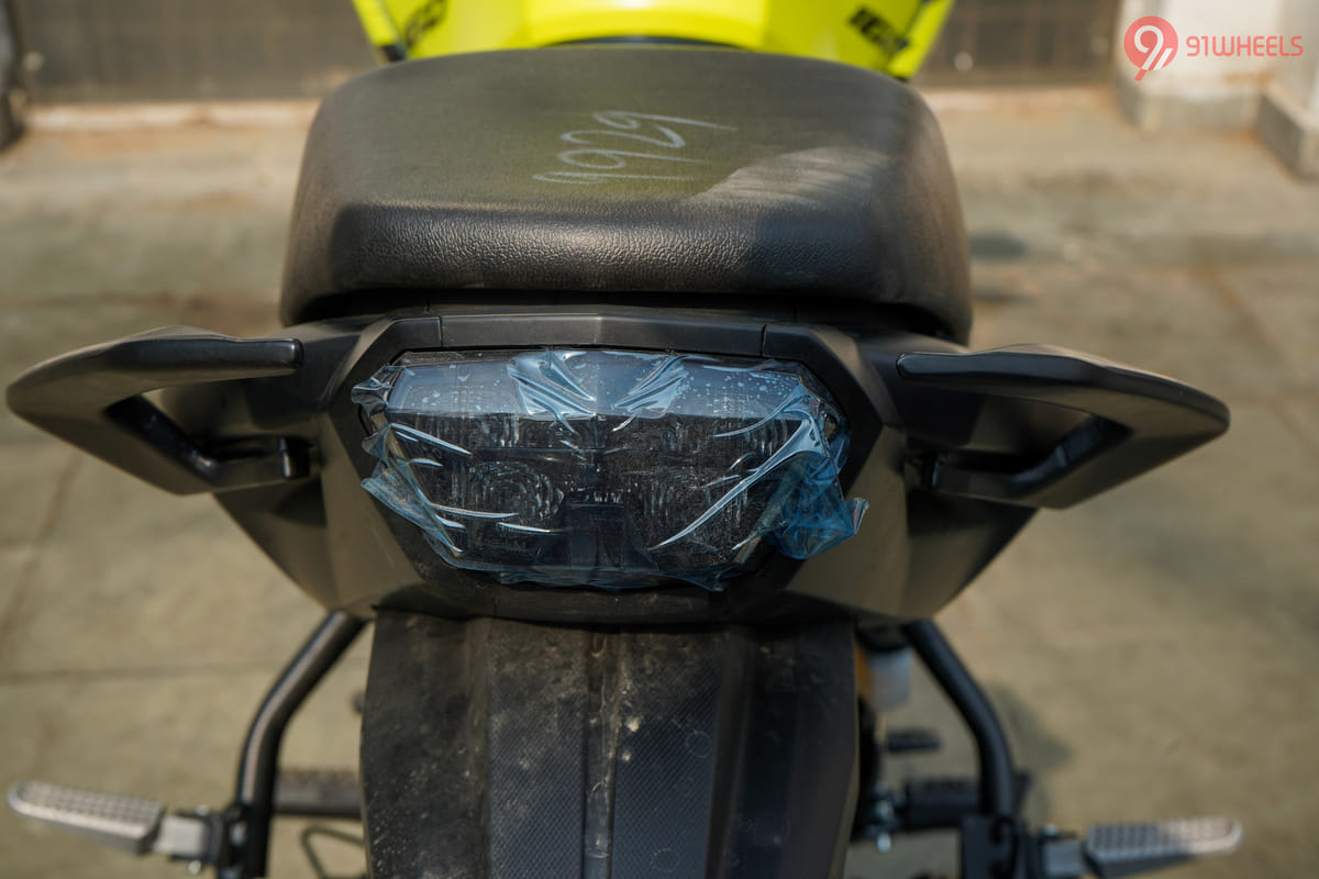 Hero Xtreme 160R 4V Tail Light Hero Xtreme 160R 4V Tail Light