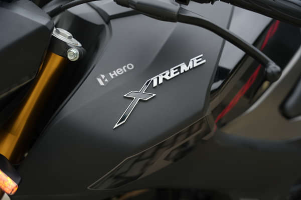 Hero Xtreme 160R 4V Side Fairing