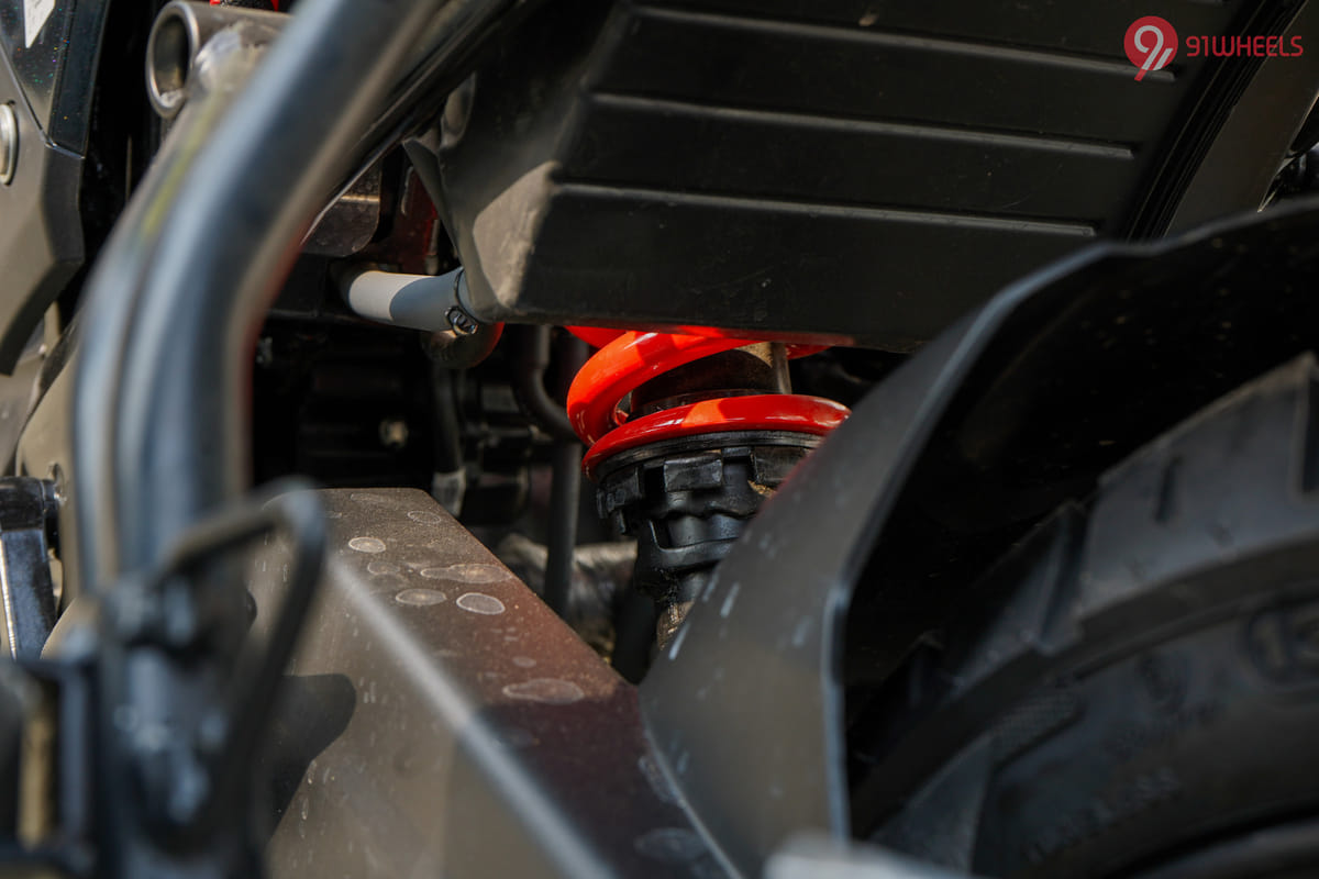 Hero Xtreme 160R 4V Rear Shock Absorbers Hero Xtreme 160R 4V Rear Shock Absorbers