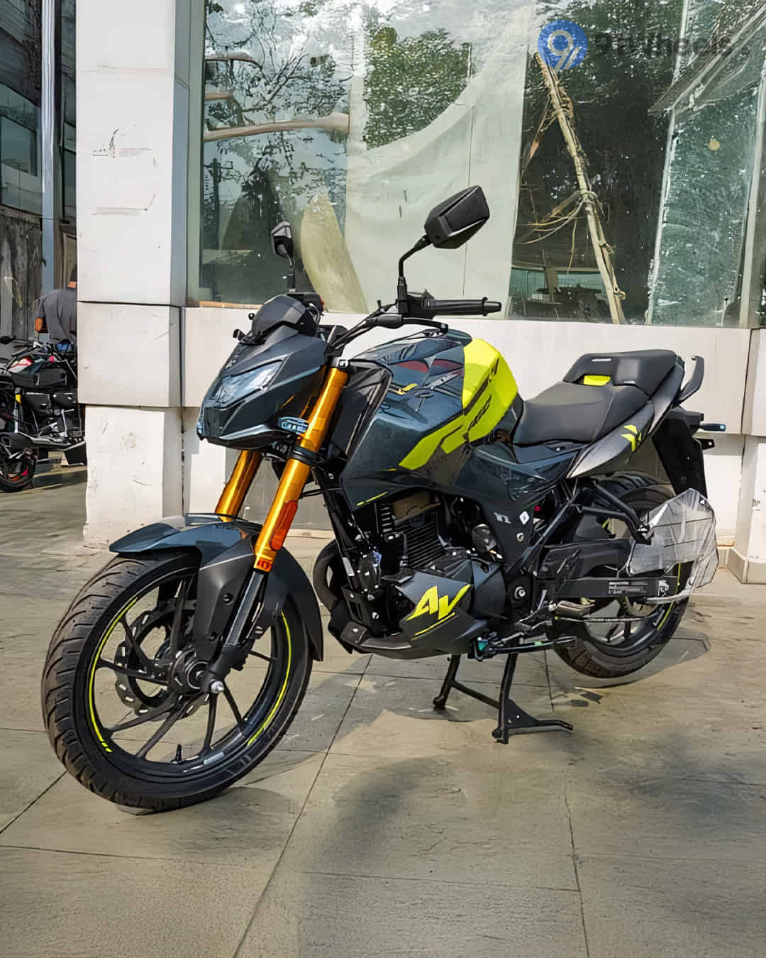 Left Front Three Quarter