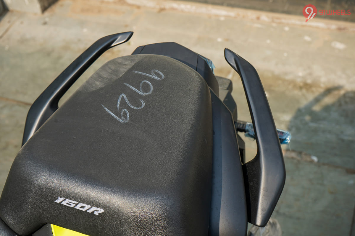 Hero Xtreme 160R 4V Grab Rail Hero Xtreme 160R 4V Grab Rail