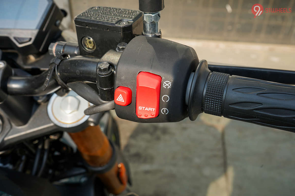 Hero Xtreme 160R 4V Hazard Warning Lights Switch