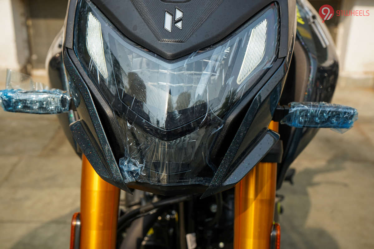 Hero Xtreme 160R 4V Head Light