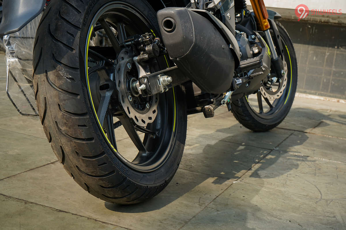 Hero Xtreme 160R 4V Rear Tyre