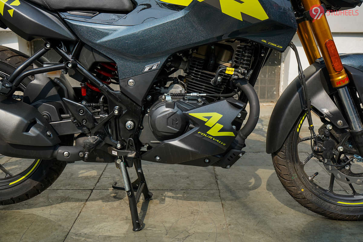 Hero Xtreme 160R 4V Engine From Right