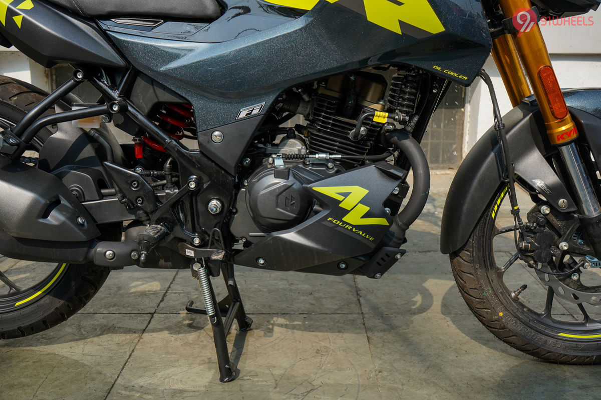 Hero Xtreme 160R 4V Engine From Right