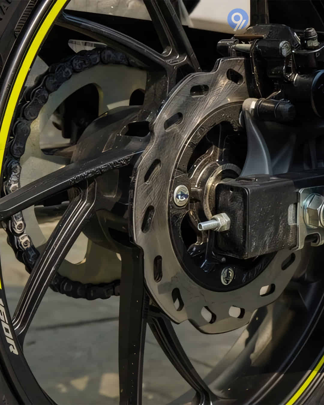 Hero Xtreme 160R 4V image