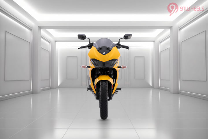 Hero Xtreme 200S 4V 2023- 2024 Front View