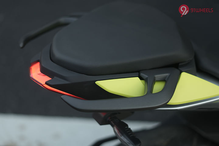 Hero Xtreme 250R Grab Rail