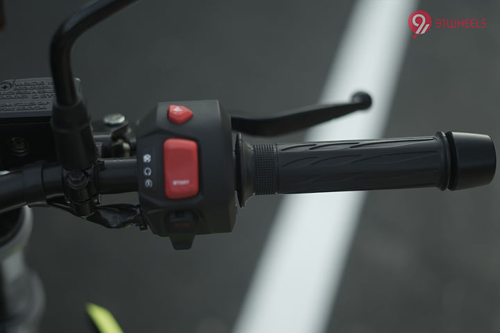 Hero Xtreme 250R Right Side Handelbar Throttle Grip