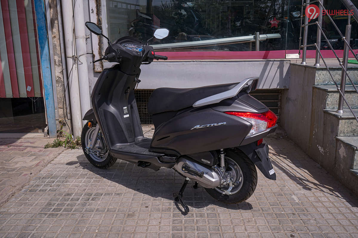 Honda  Activa Left Rear Three Quarter