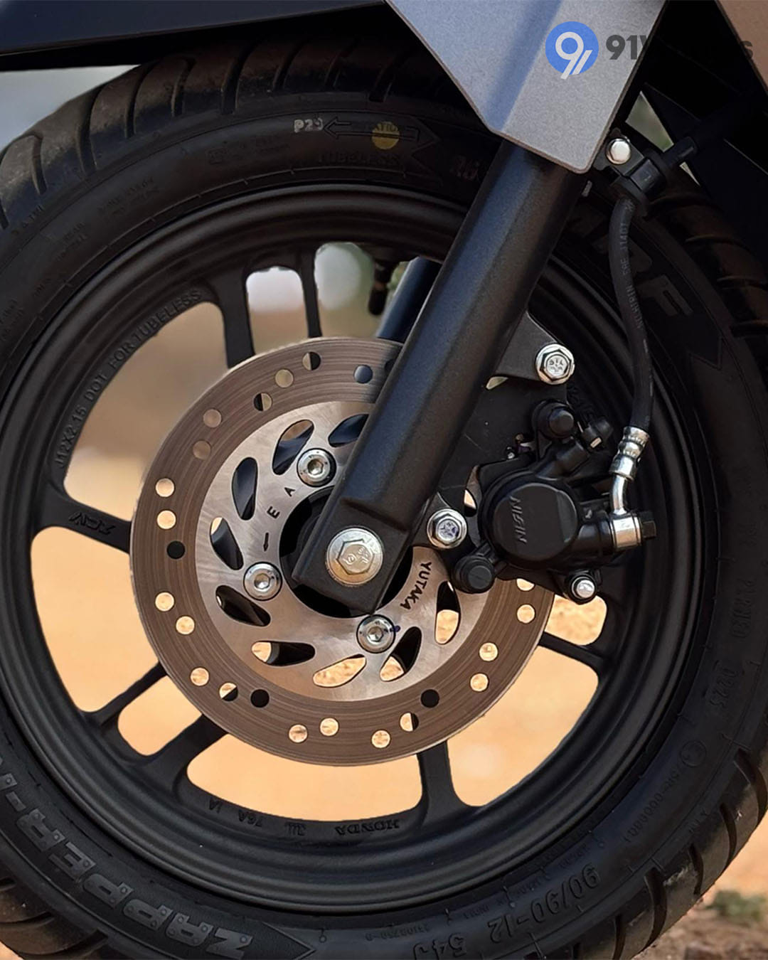 Wheels & Suspension - 6 Wheels & Suspension - 6