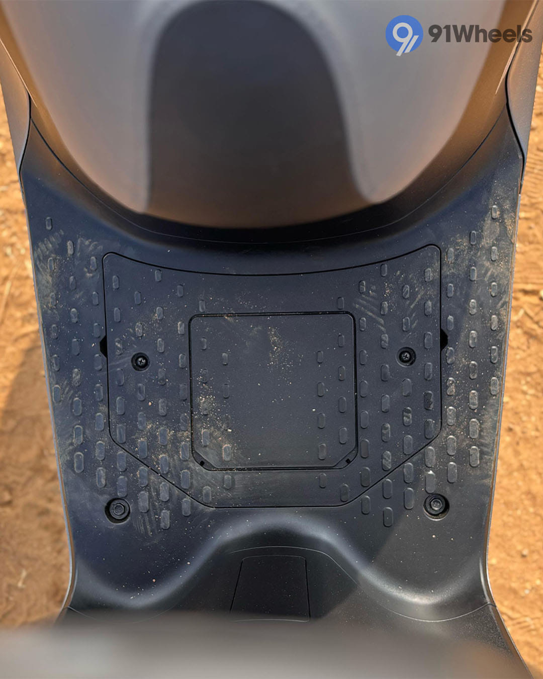 Stands & Utility - 1 Stands & Utility - 1