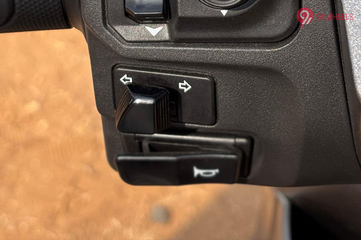 Honda Activa EV Turn Indicators Switch