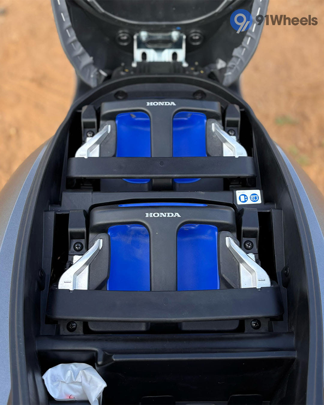 Seat & Storage - 3 Seat & Storage - 3