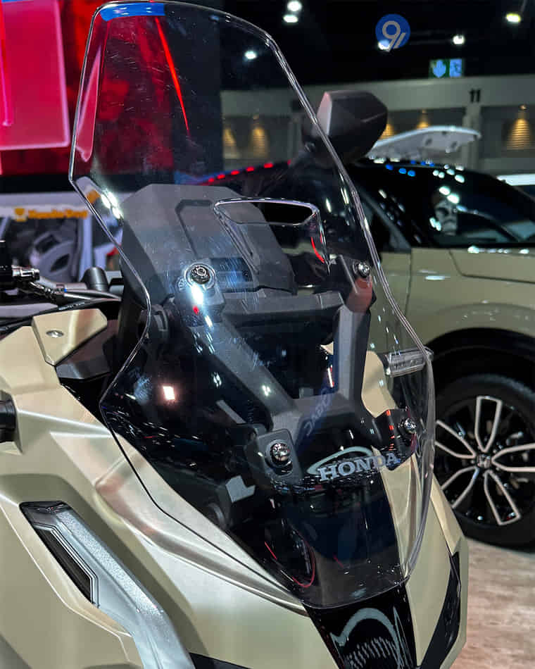 Lighting & Mirrors - 6 Lighting & Mirrors - 6