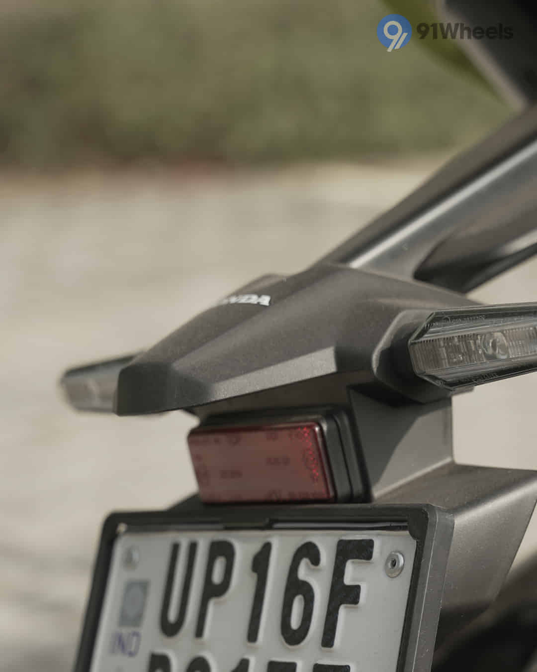 Rear Reflex Reflector