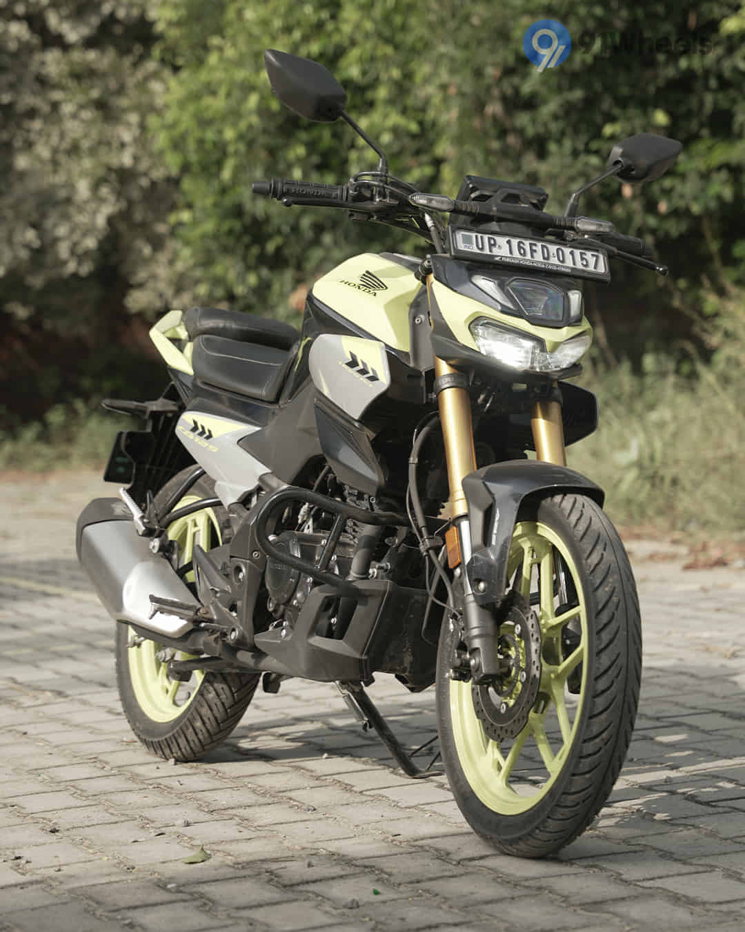 Right Front Three Quarter