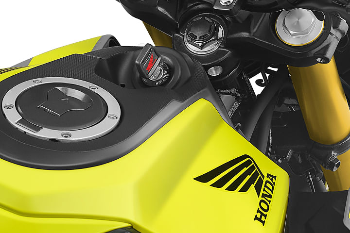 Honda CB 125 Hornet Closed Fuel Lid