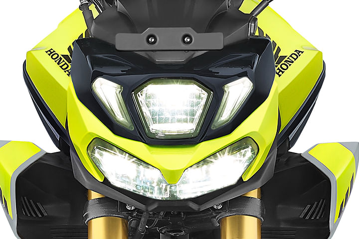 Honda CB 125 Hornet Head Light