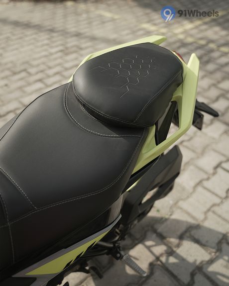 CB 125 Hornet Rider Seat