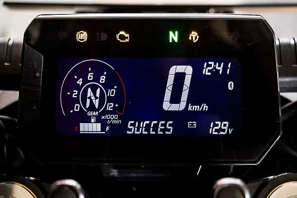Honda CB300F Speedometer Console