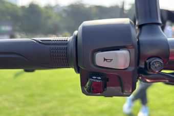 Honda CB300F Horn Button Honda CB300F Horn Button