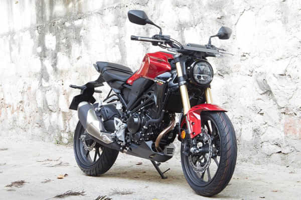 Honda CB300R Right Front Three Quarter Honda CB300R Right Front Three Quarter