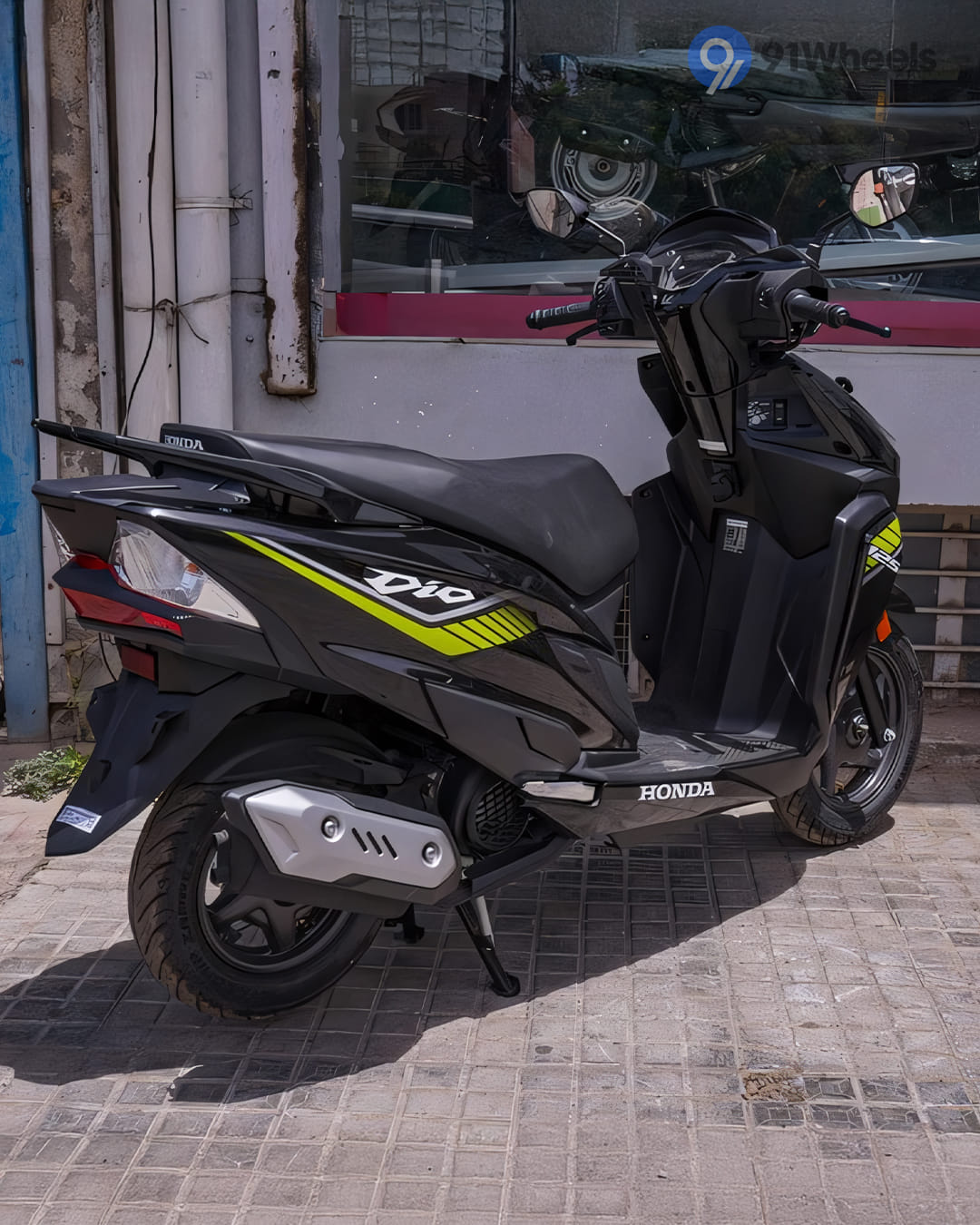 360° View Shots - 11 360° View Shots - 11