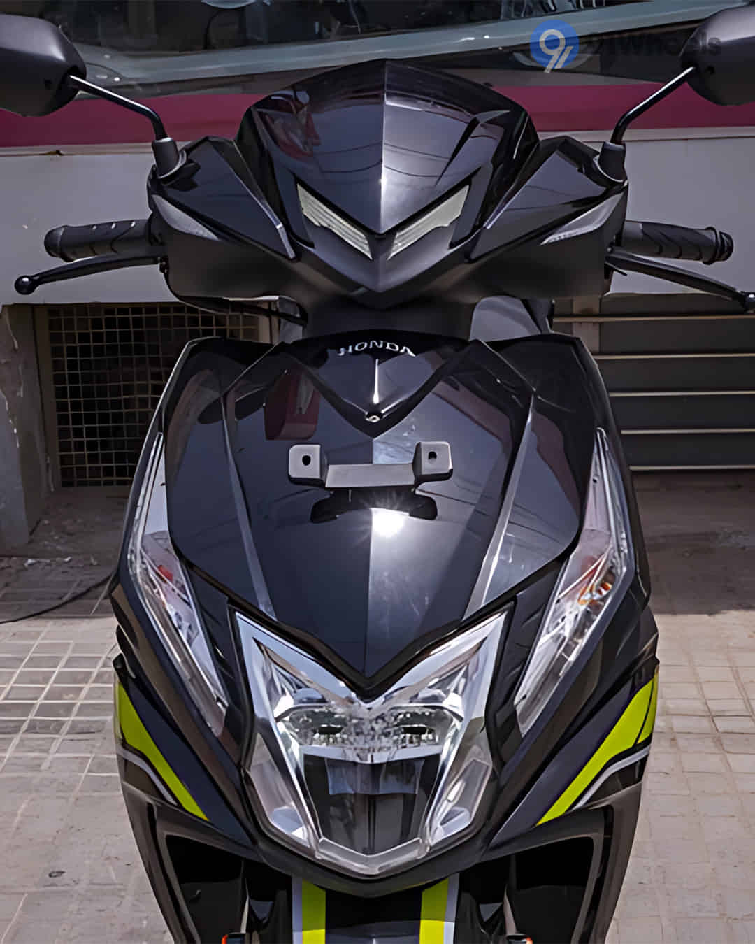 Front Panel/Front Apron