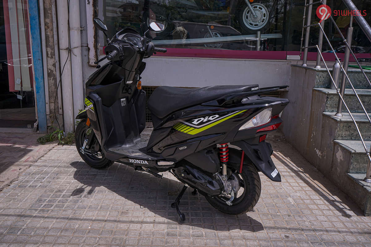 Honda Dio 125 Left Rear Three Quarter