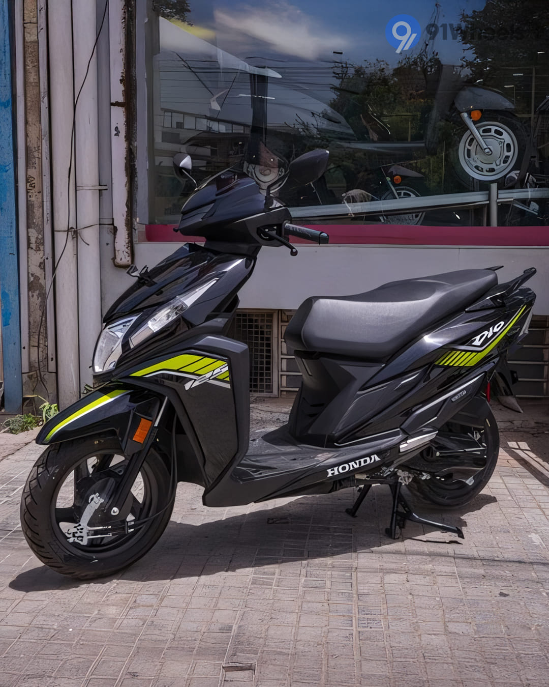 360° View Shots - 8 360° View Shots - 8