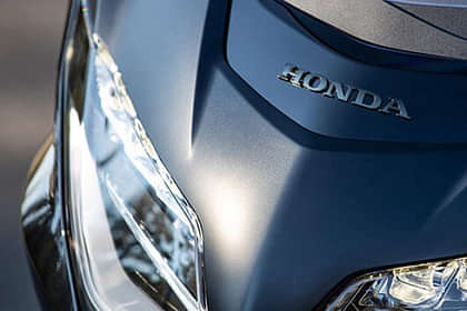 Honda Gold Wing DCT+ Airbag Head Light