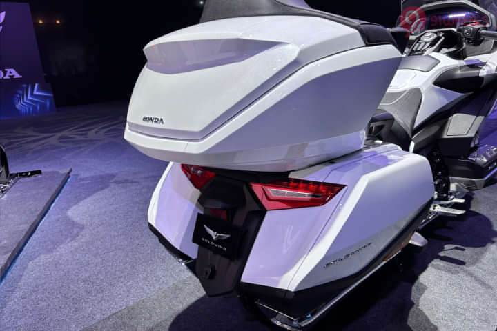 Honda Gold Wing Rear Mudguard