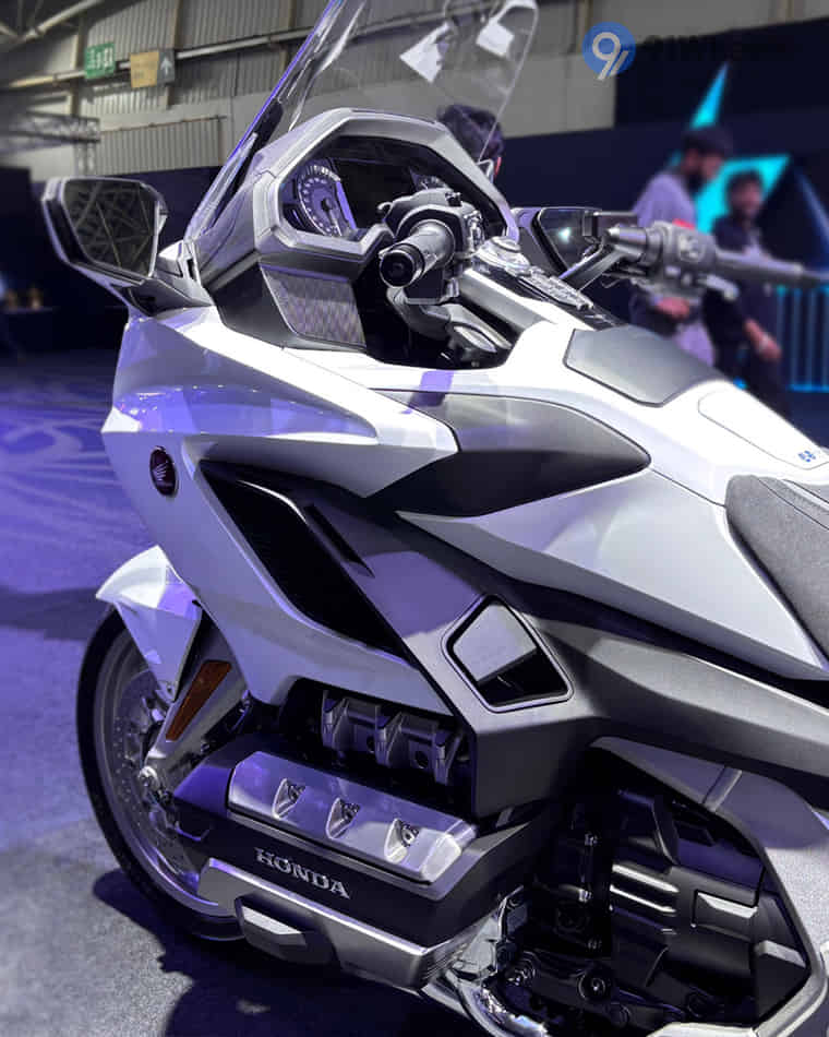 Stands & Utility - 1