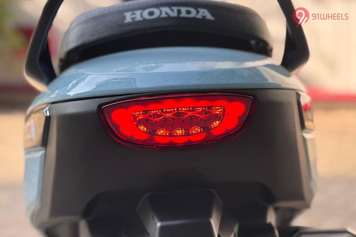 Honda QC 1 Tail Light