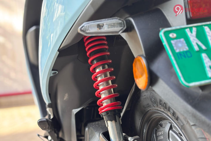 Honda QC 1 Rear Suspension Spring Preload Setting
