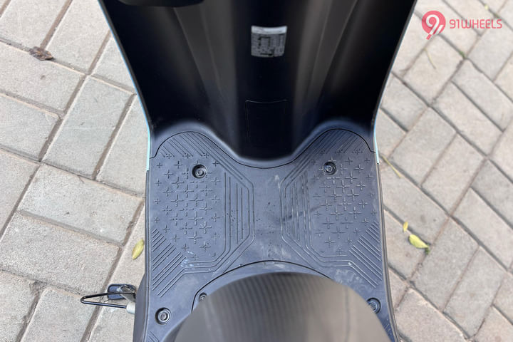 Honda QC 1 Floorboard