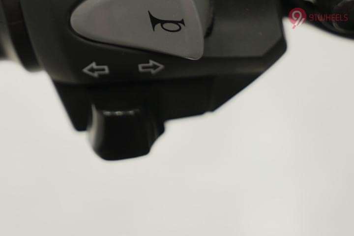 Honda Rebel 500 Turn Indicators Switch