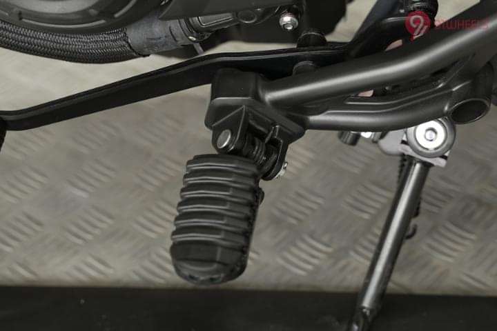 Honda Rebel 500 Rider Footpeg