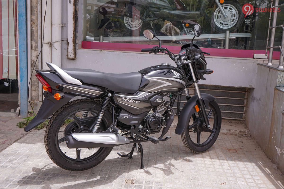 Honda Shine 100 Right Rear Three Quarter