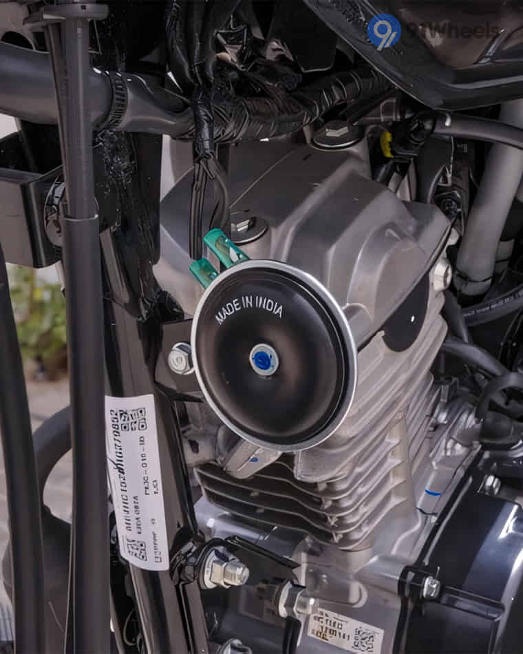 Stands & Utility - 3