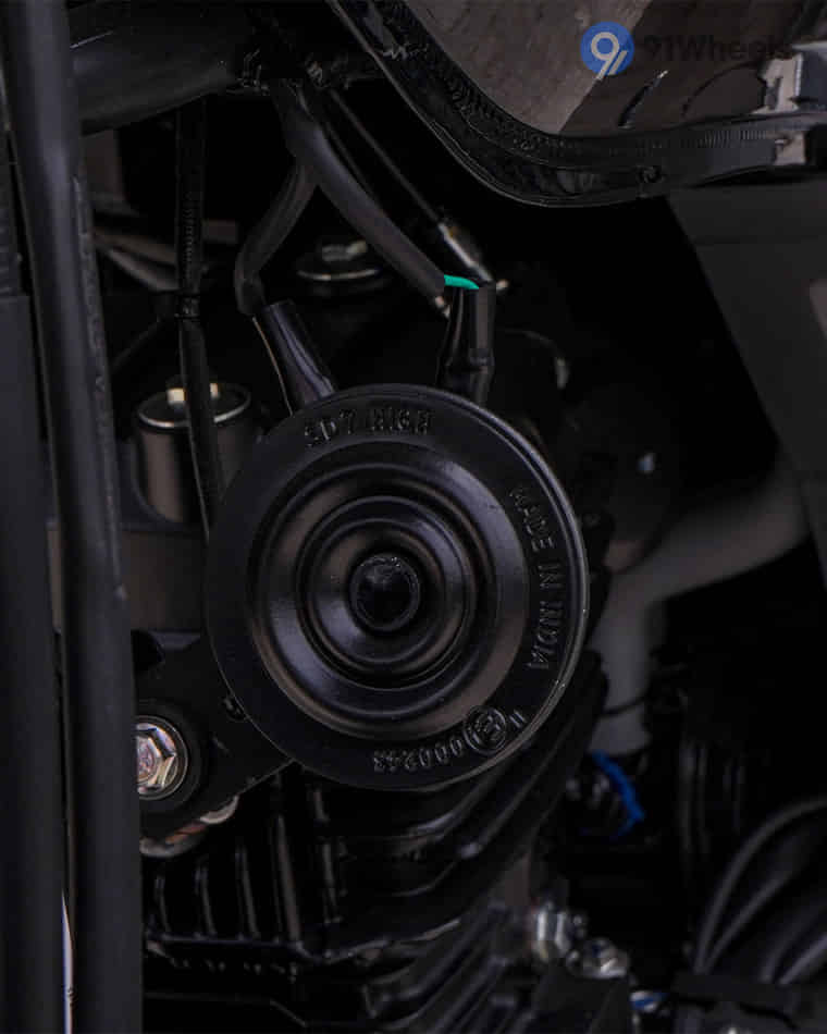 Stands & Utility - 5