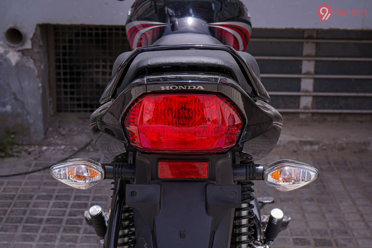 Honda  Shine Tail Light