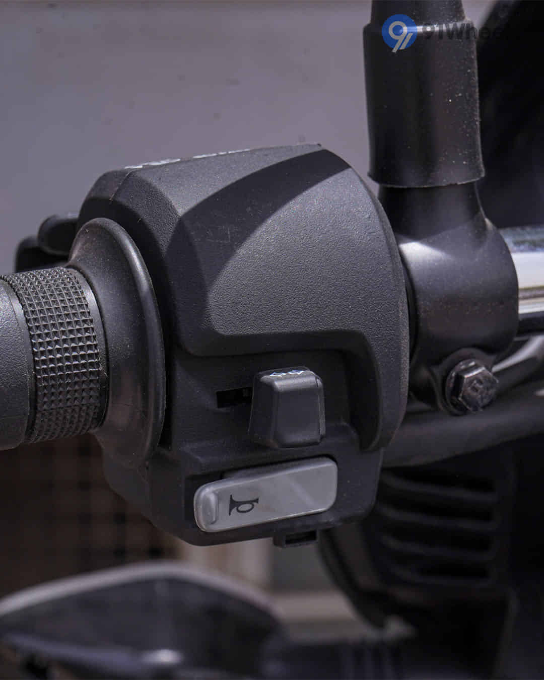 Left Side Multifunction Switchgear